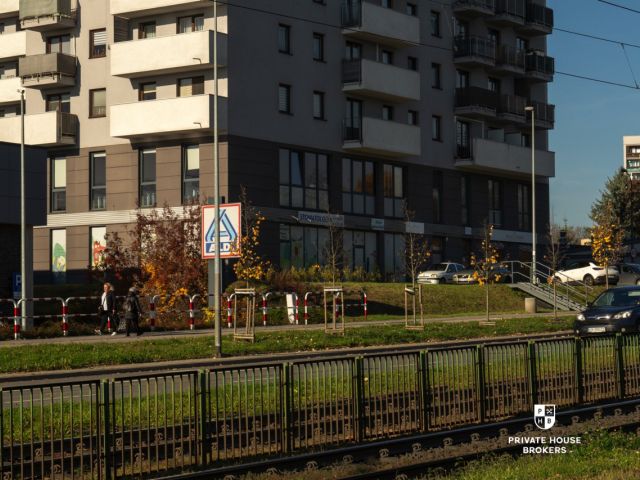 Commercial space for tell 223 sqm Nowa Huta district - Commercial premises - Sale - Kraków, Nowa Huta