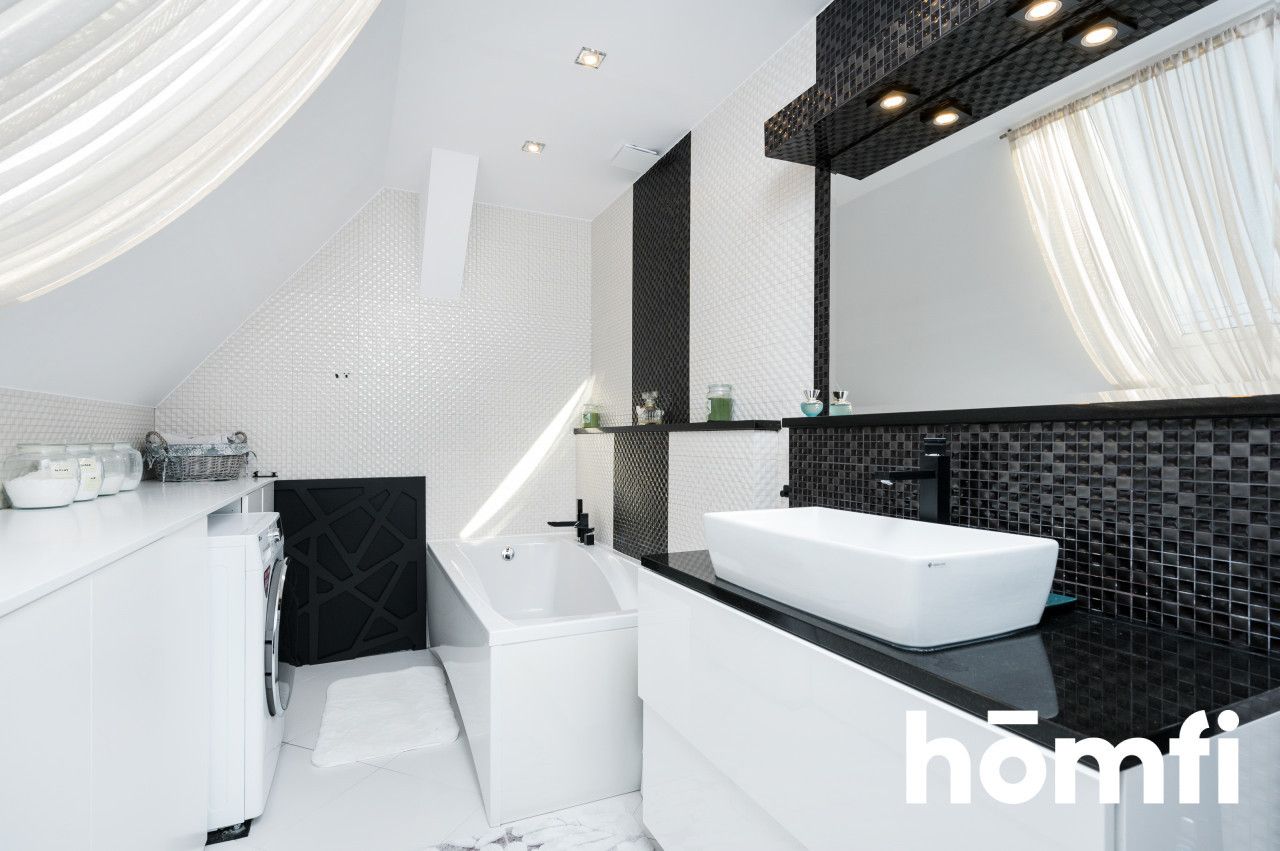 Nieruchomość wielopokoleniowa: dwa domy, piękny ogród i znakomita komunikacja – Chrzanów - Dom - Sprzedaż - Chrzanowski, Chrzanów