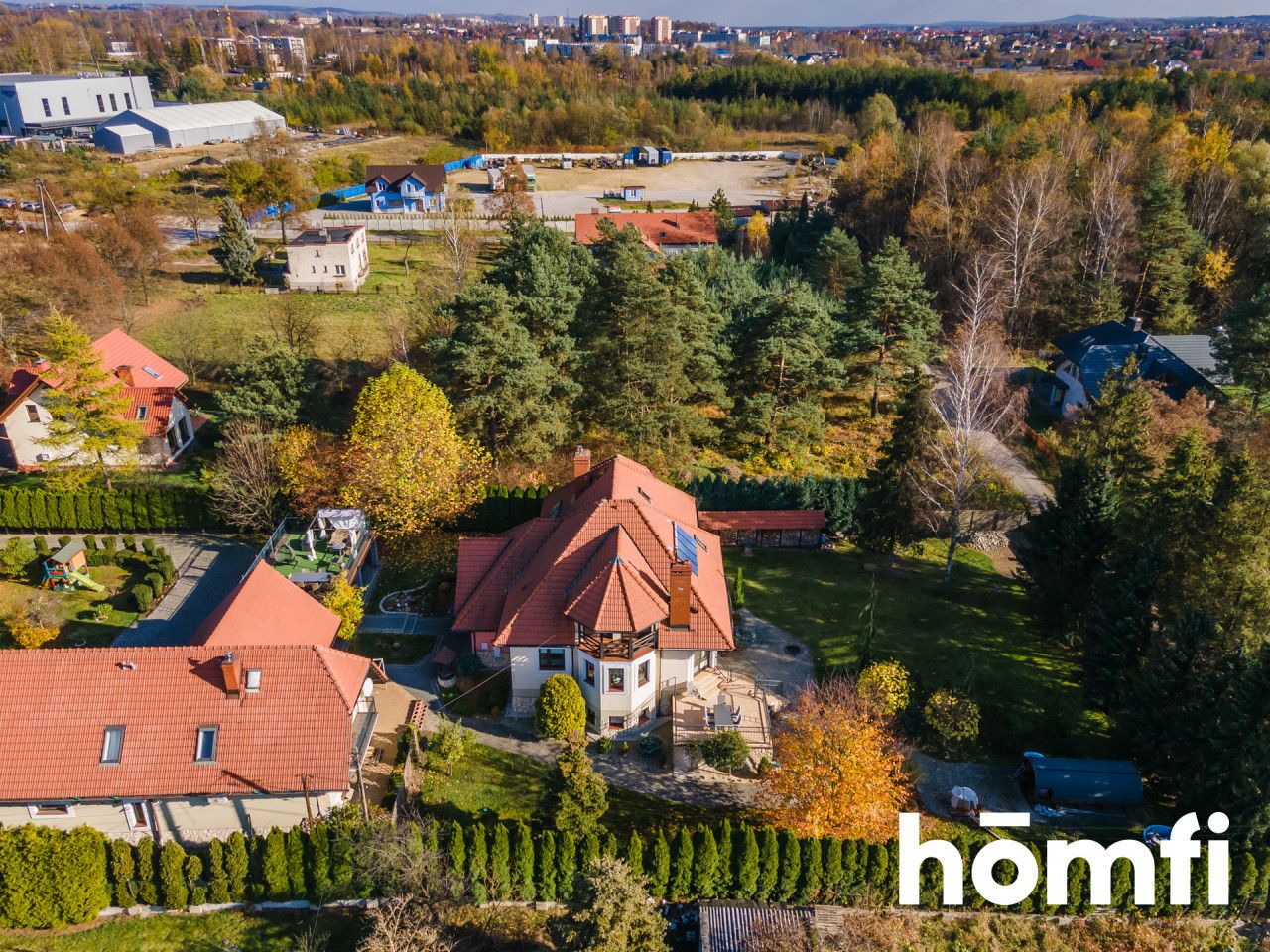 Nieruchomość wielopokoleniowa: dwa domy, piękny ogród i znakomita komunikacja – Chrzanów - Dom - Sprzedaż - Chrzanowski, Chrzanów