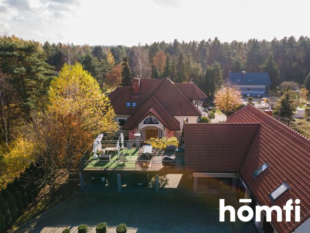 Nieruchomość wielopokoleniowa: dwa domy, piękny ogród i znakomita komunikacja – Chrzanów - Dom - Sprzedaż - Chrzanowski, Chrzanów