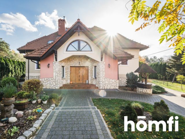 Nieruchomość wielopokoleniowa: dwa domy, piękny ogród i znakomita komunikacja – Chrzanów - Dom - Sprzedaż - Chrzanowski, Chrzanów