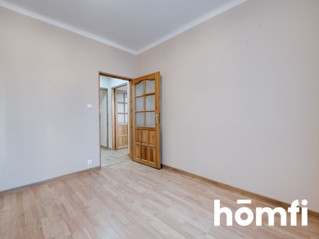 SPACIOUS APARTMENT IN THE TOWN CENTER - Apartment - Sale - Radom, Obozisko