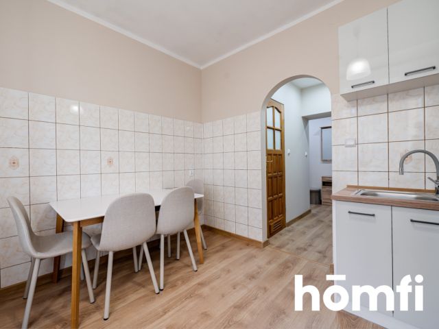 SPACIOUS APARTMENT IN THE TOWN CENTER - Apartment - Sale - Radom, Obozisko