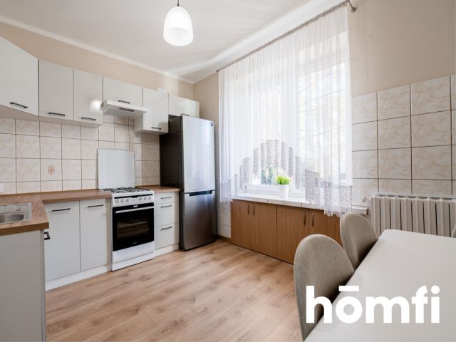 SPACIOUS APARTMENT IN THE TOWN CENTER - Apartment - Sale - Radom, Obozisko
