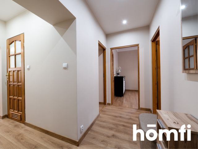 SPACIOUS APARTMENT IN THE TOWN CENTER - Apartment - Sale - Radom, Obozisko