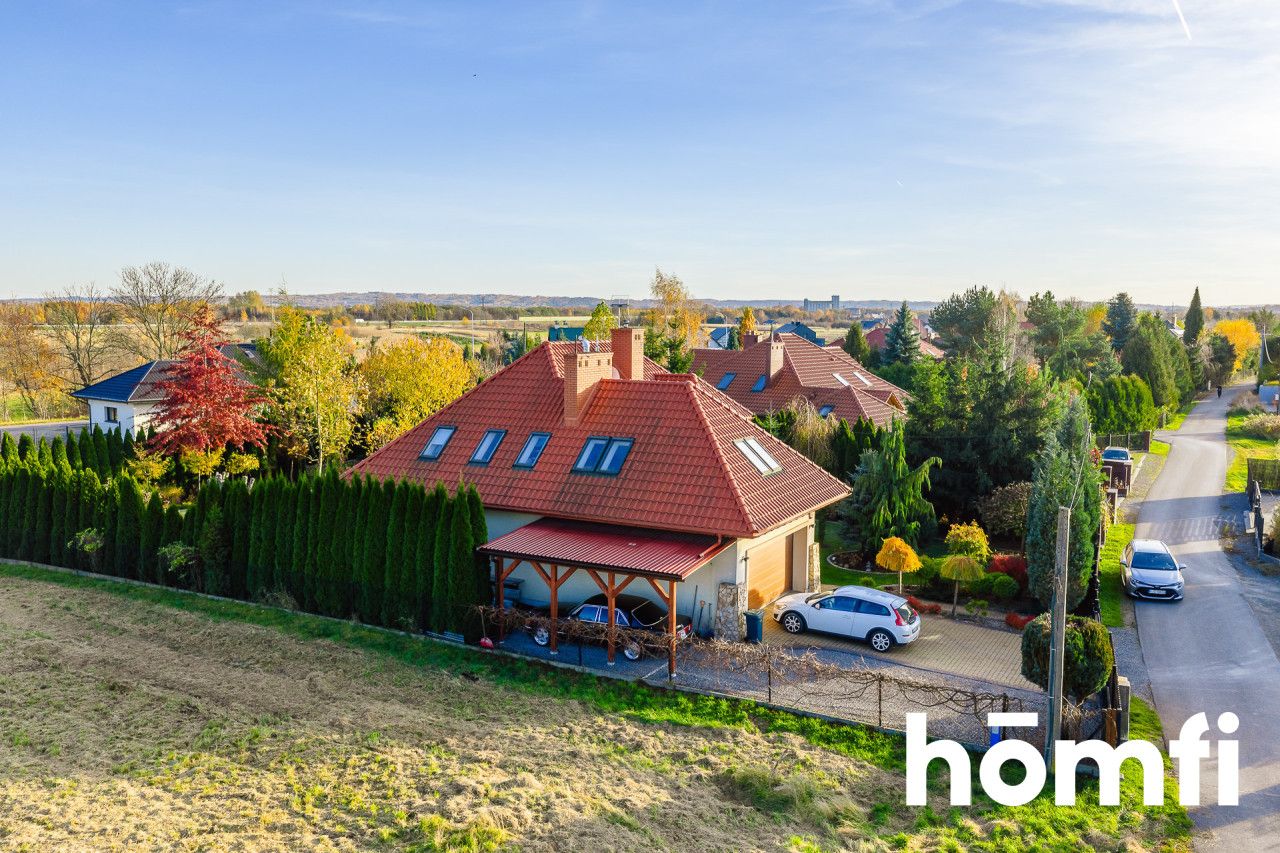 Przestronny dom z PIĘKNYM OGRODEM | 6 pokoi + SALON | PODWÓJNY Garaż | Trzebownisko - Dom - Sprzedaż - Rzeszowski, Trzebownisko