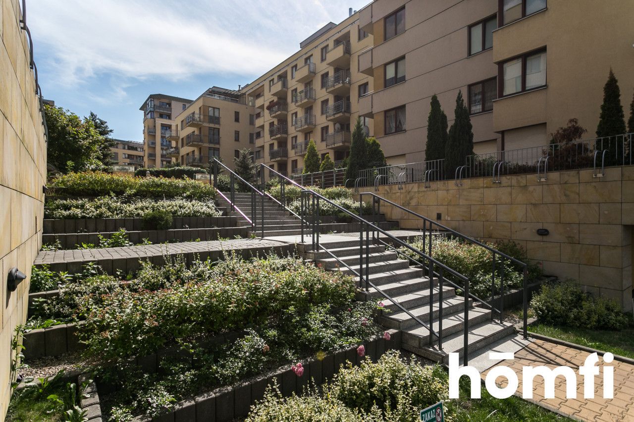 Gotowe do wprowadzenia 3-pokojowe mieszkanie z balkonem i windą w cichej okolicy przy ulicy Piltza - Mieszkanie - Sprzedaż - Kraków, Podgórze / Dębniki