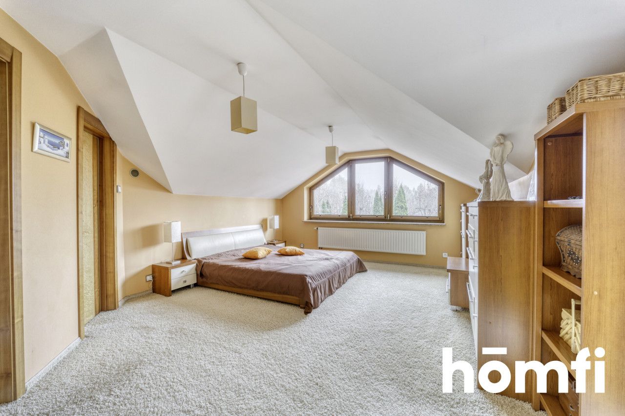 Willa miejska w bezpośrednim sąsiedztwie lasu - Dom - Sprzedaż - Toruń, Wrzosy