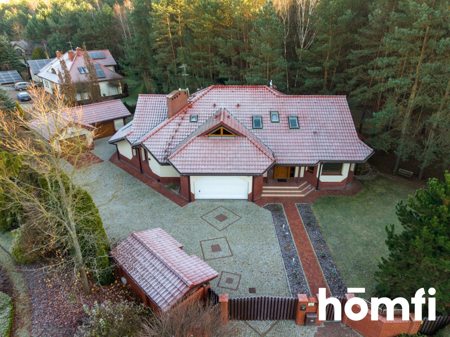 Willa miejska w bezpośrednim sąsiedztwie lasu - Dom - Sprzedaż - Toruń, Wrzosy