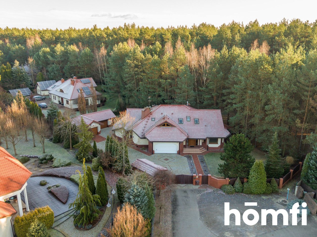 A city villa in the immediate vicinity of the forest - Дім - Продаж - Toruń, Wrzosy