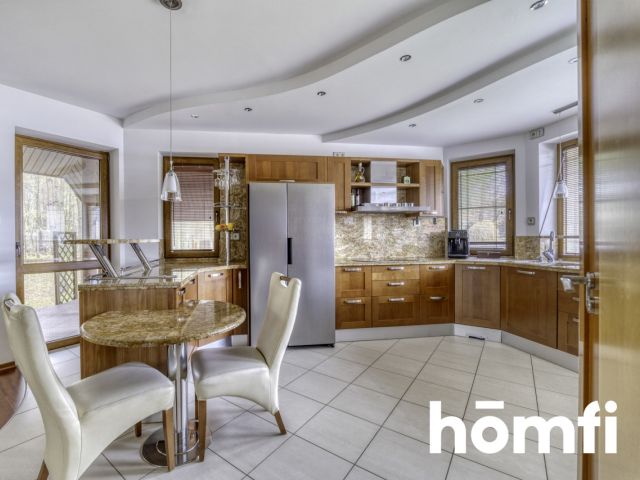 Willa miejska w bezpośrednim sąsiedztwie lasu - Dom - Sprzedaż - Toruń, Wrzosy