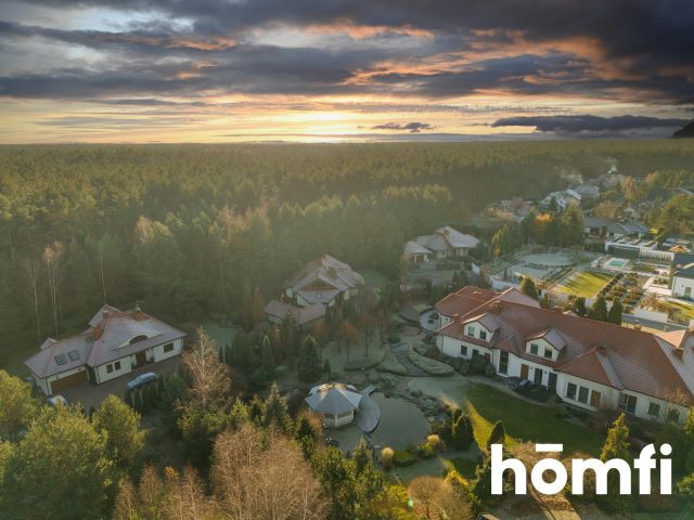 A city villa in the immediate vicinity of the forest - Дім - Продаж - Toruń, Wrzosy