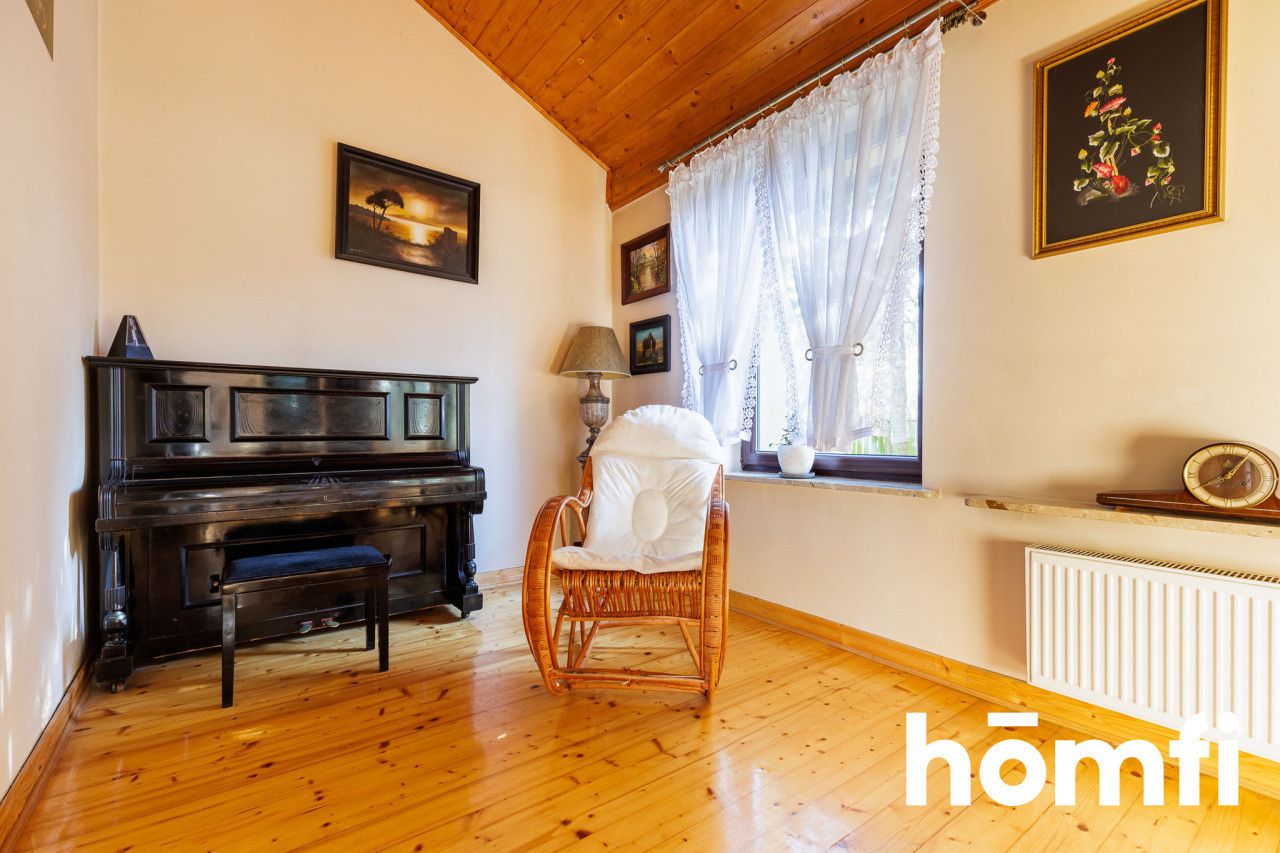 Dom z ogrodem, basenem i kominkiem w Wawrze - Dom - Sprzedaż - Warszawa, Wawer