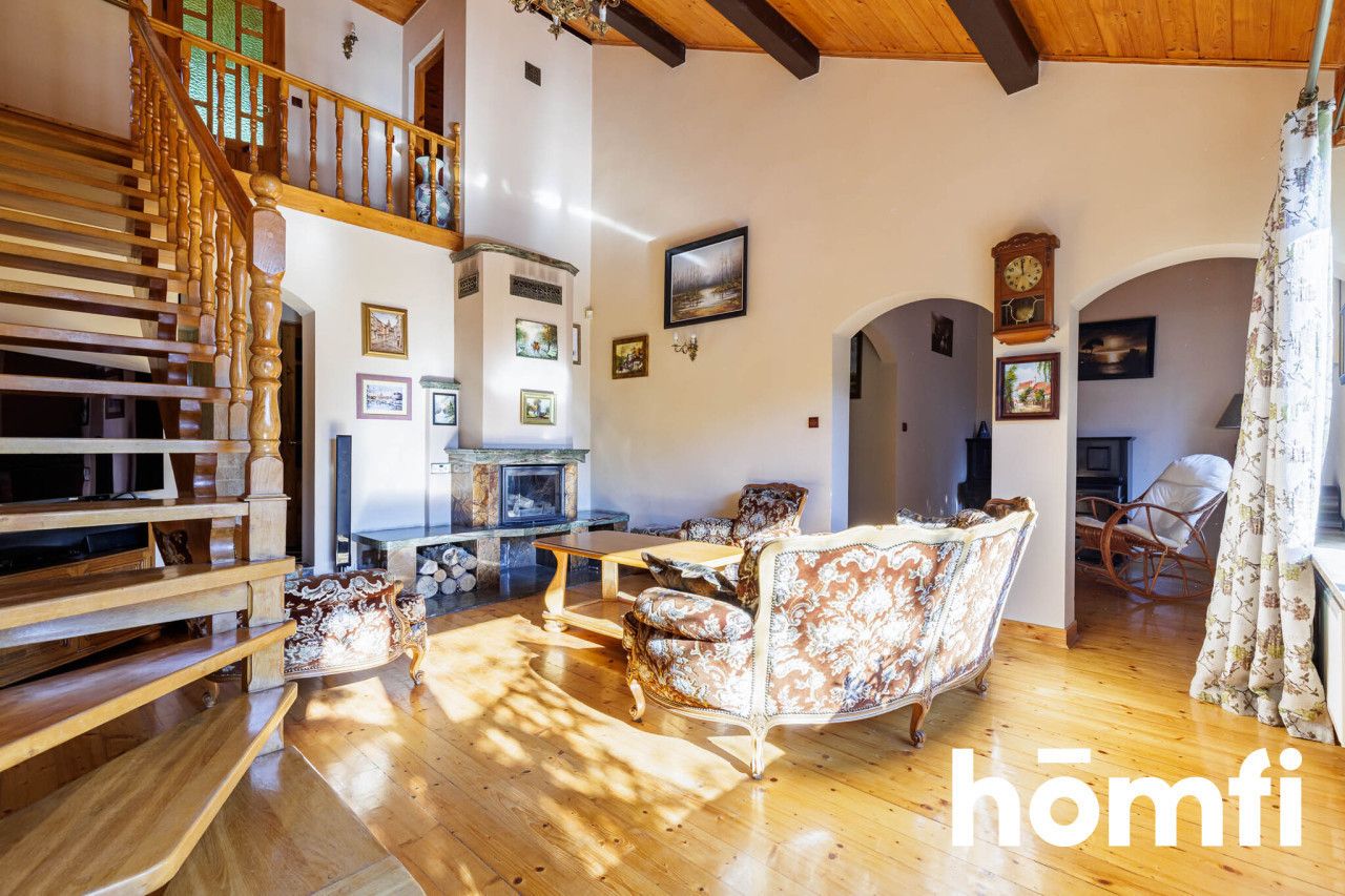 Dom z ogrodem, basenem i kominkiem w Wawrze - Dom - Sprzedaż - Warszawa, Wawer