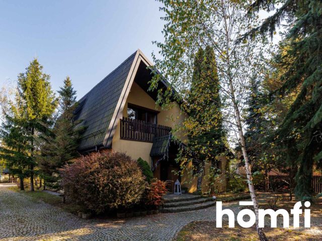 Dom z ogrodem, basenem i kominkiem w Wawrze - Dom - Sprzedaż - Warszawa, Wawer