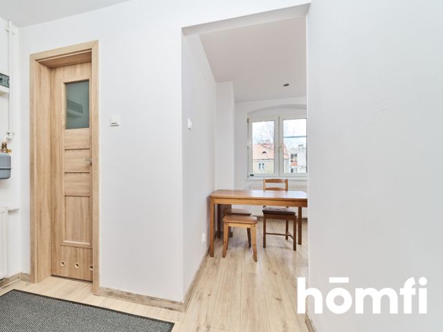 3 pokoje + piwnica - ul. Nowodworska (Fabryczna) - Mieszkanie - Sprzedaż - Wrocław, Fabryczna / Nowy Dwór