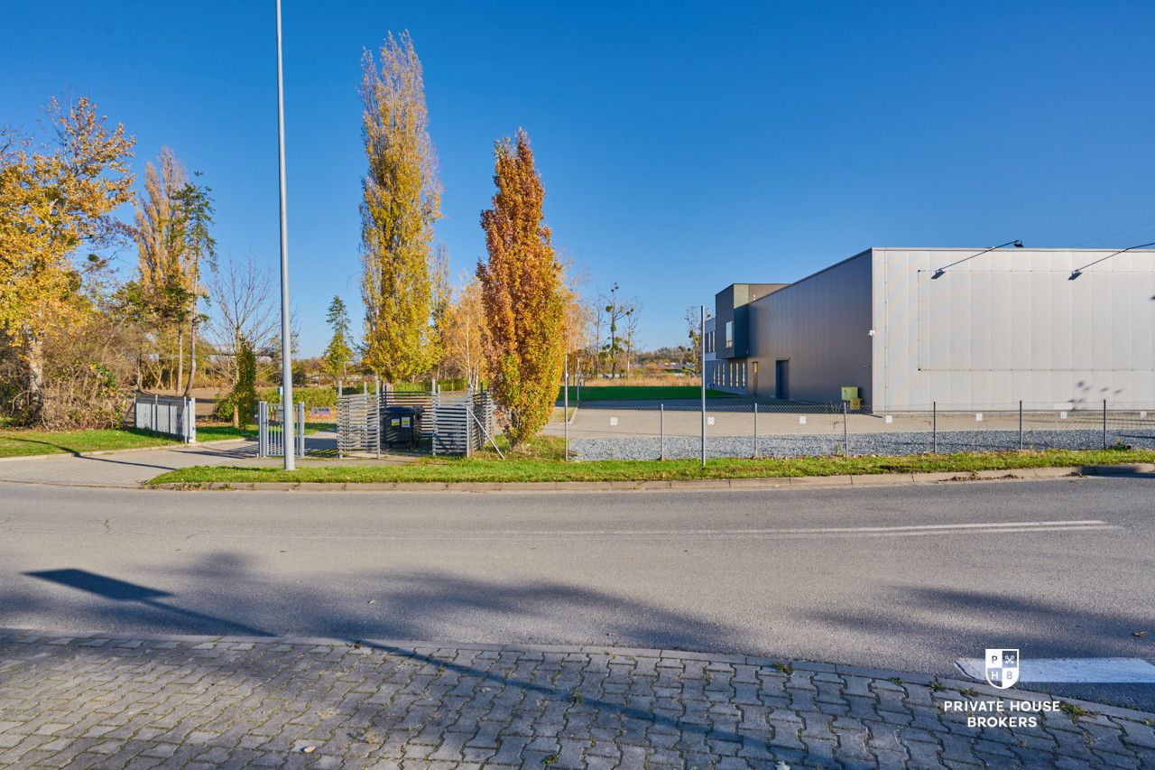 Nowoczesny budynek biurowy z magazynem w Siechnicach przy Obwodnicy Wschodniej - Commercial premises - Sale - Wrocławski, Siechnice