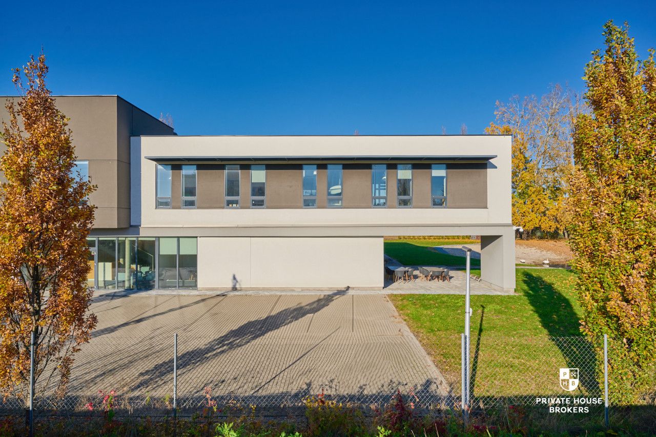 Nowoczesny budynek biurowy z magazynem w Siechnicach przy Obwodnicy Wschodniej - Commercial premises - Sale - Wrocławski, Siechnice