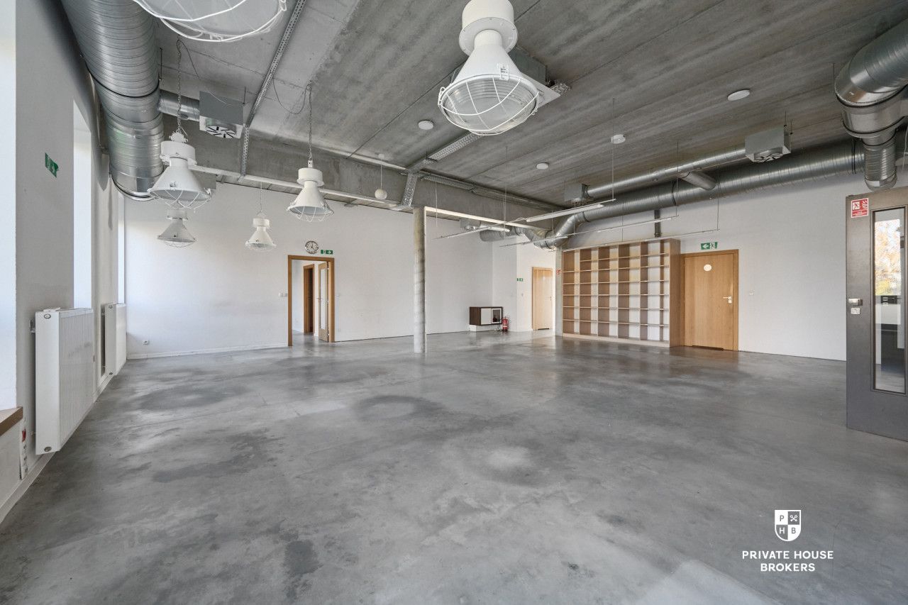 Nowoczesny budynek biurowy z magazynem w Siechnicach przy Obwodnicy Wschodniej - Commercial premises - Sale - Wrocławski, Siechnice