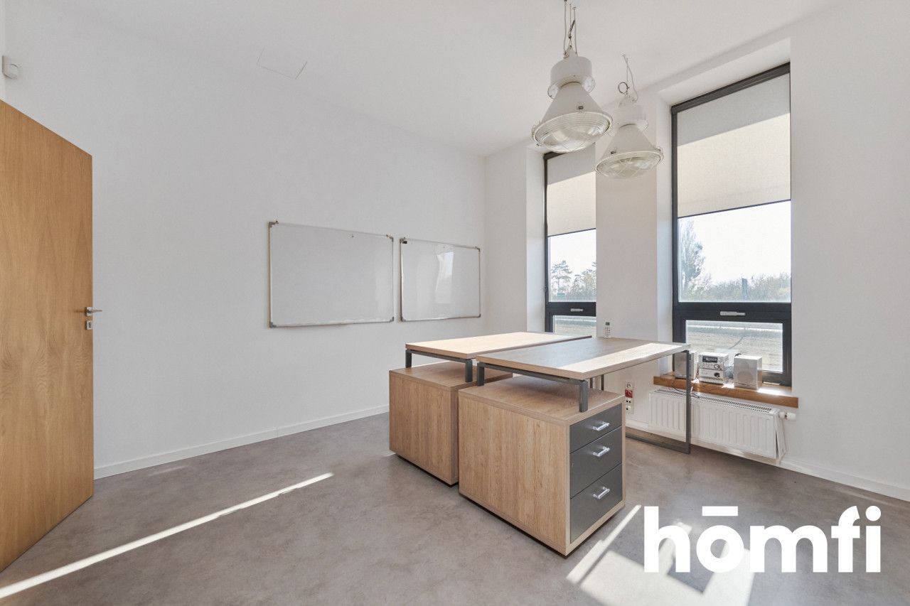 Nowoczesny budynek biurowy z magazynem w Siechnicach przy Obwodnicy Wschodniej - Commercial premises - Sale - Wrocławski, Siechnice