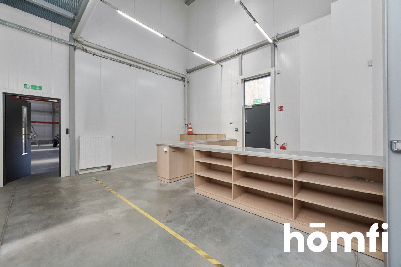 Nowoczesny budynek biurowy z magazynem w Siechnicach przy Obwodnicy Wschodniej - Commercial premises - Sale - Wrocławski, Siechnice