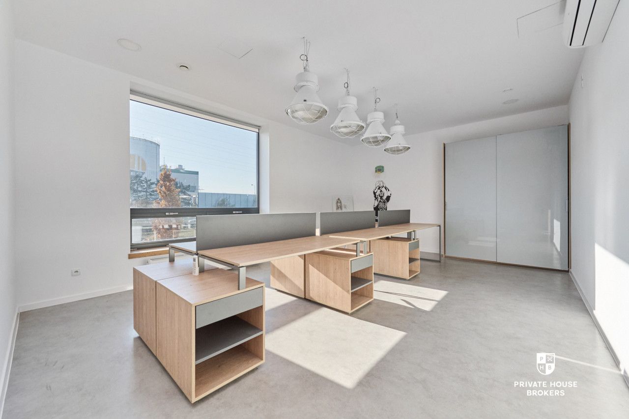 Nowoczesny budynek biurowy z magazynem w Siechnicach przy Obwodnicy Wschodniej - Commercial premises - Sale - Wrocławski, Siechnice