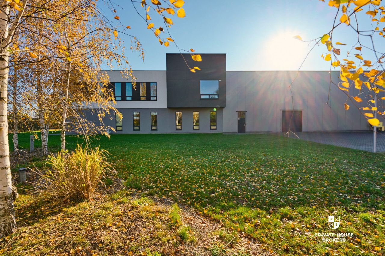 Nowoczesny budynek biurowy z magazynem w Siechnicach przy Obwodnicy Wschodniej - Commercial premises - Sale - Wrocławski, Siechnice