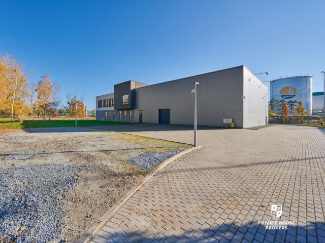 Nowoczesny budynek biurowy z magazynem w Siechnicach przy Obwodnicy Wschodniej - Lokal użytkowy - Sprzedaż - Wrocławski, Siechnice