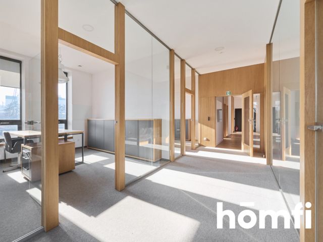 Nowoczesny budynek biurowy z magazynem w Siechnicach przy Obwodnicy Wschodniej - Lokal użytkowy - Sprzedaż - Wrocławski, Siechnice