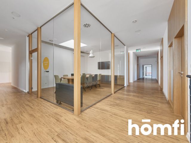 Nowoczesny budynek biurowy z magazynem w Siechnicach przy Obwodnicy Wschodniej - Lokal użytkowy - Sprzedaż - Wrocławski, Siechnice