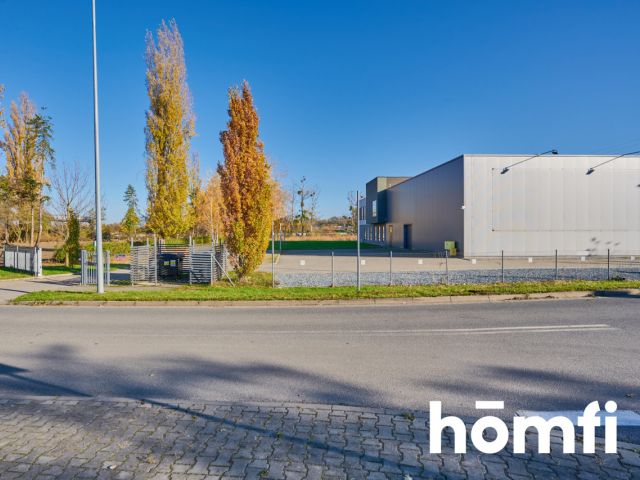 Nowoczesny budynek biurowy z magazynem w Siechnicach przy Obwodnicy Wschodniej - Lokal użytkowy - Sprzedaż - Wrocławski, Siechnice