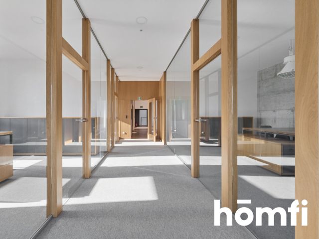 Nowoczesny budynek biurowy z magazynem w Siechnicach przy Obwodnicy Wschodniej - Lokal użytkowy - Sprzedaż - Wrocławski, Siechnice