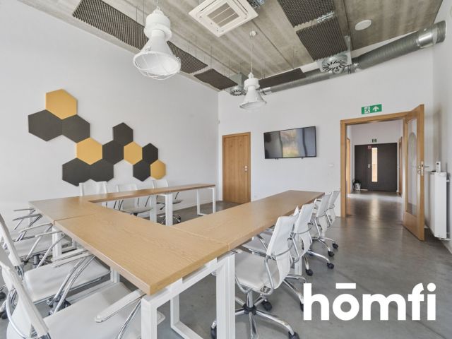 Nowoczesny budynek biurowy z magazynem w Siechnicach przy Obwodnicy Wschodniej - Lokal użytkowy - Sprzedaż - Wrocławski, Siechnice