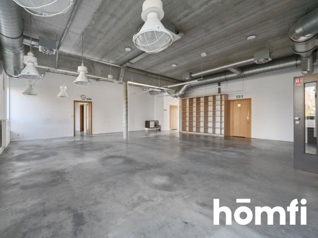 Nowoczesny budynek biurowy z magazynem w Siechnicach przy Obwodnicy Wschodniej - Lokal użytkowy - Sprzedaż - Wrocławski, Siechnice