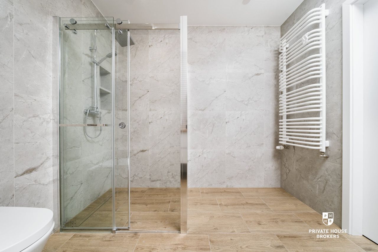 One-bedroom apartment with garden in new building at Radzikowskiego street - Apartment - Sale - Kraków, Krowodrza / Bronowice