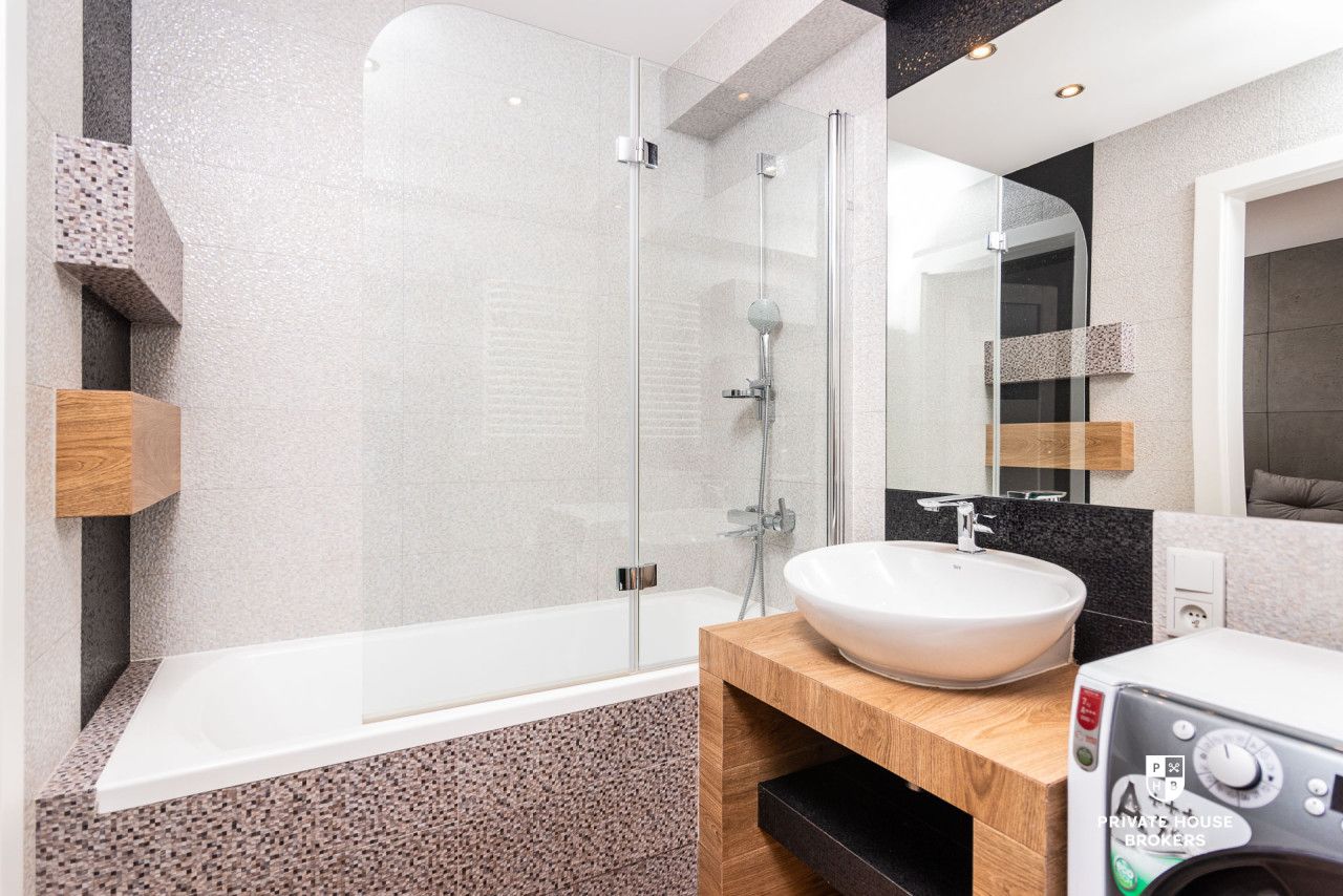 Nadwiślańska 11 Designerska Kawalerka z Balkonem - Mieszkanie - Wynajem - Kraków, Podgórze