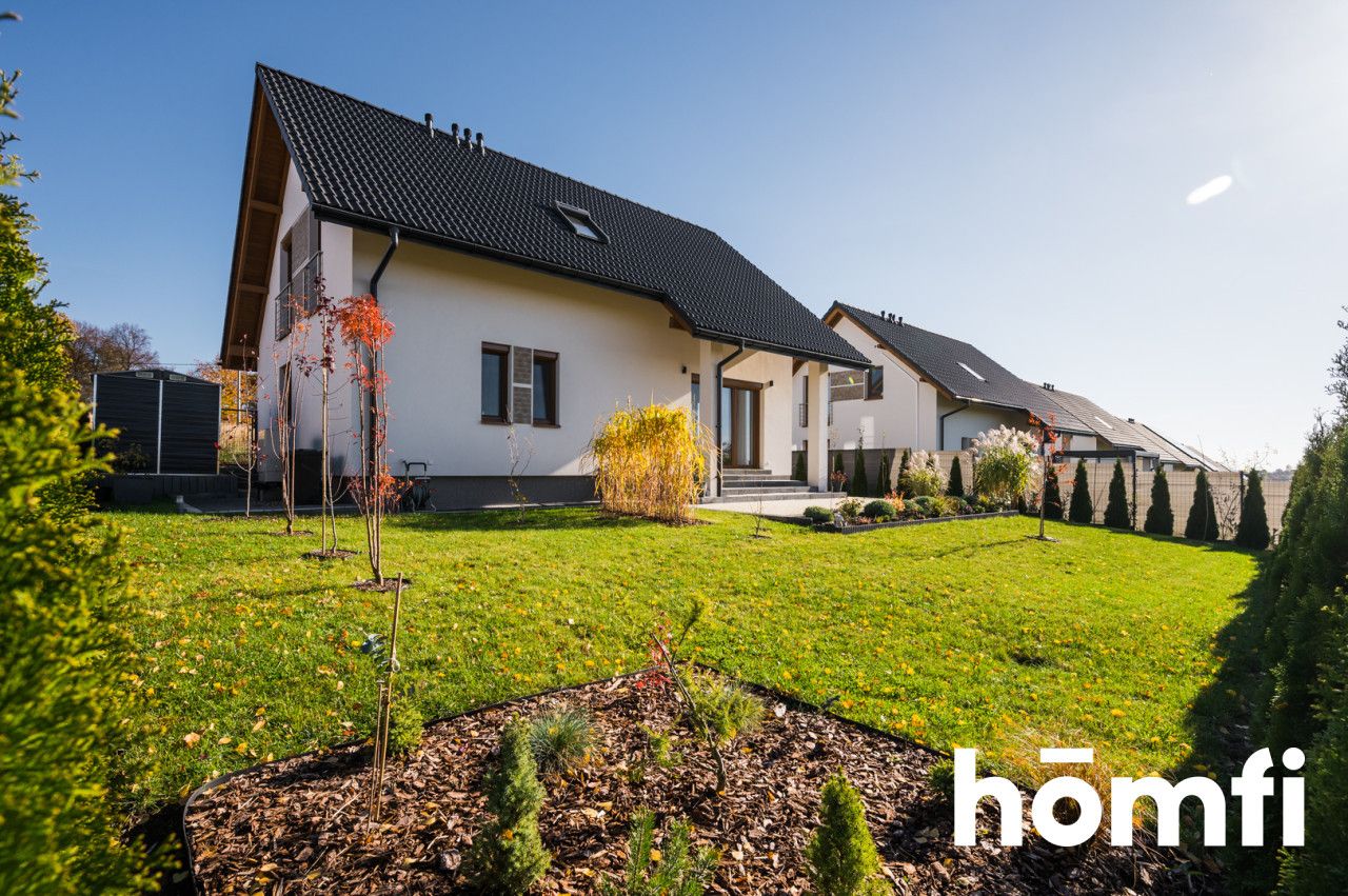 Rodzinny dom w spokojnej okolicy z pięknym widokiem - Dom - Sprzedaż - Krakowski, Michałowice / Masłomiąca