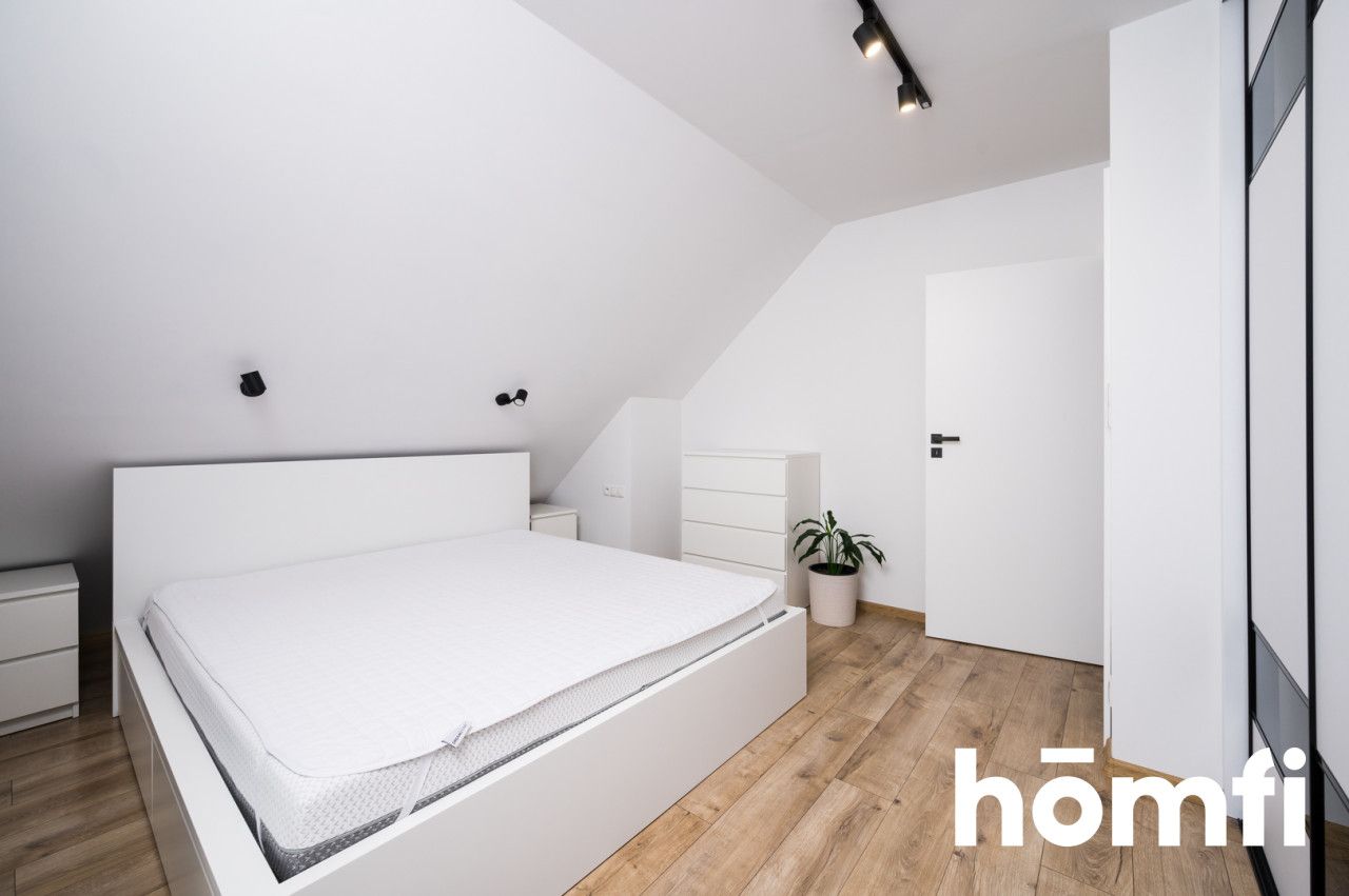 Spacious Home in a Peaceful Area, Move-In Ready - Дім - Продаж - Krakowski, Michałowice / Masłomiąca