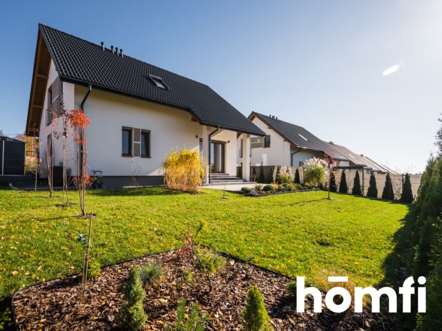 Rodzinny dom w spokojnej okolicy z pięknym widokiem - Dom - Sprzedaż - Krakowski, Michałowice / Masłomiąca