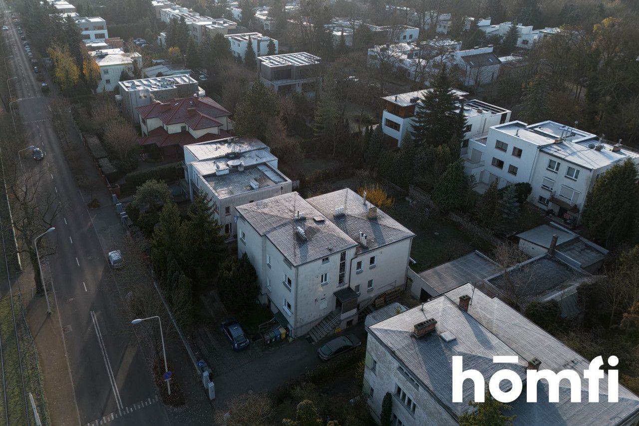 URBAN VILLA ON WINOGRADY STREET IN POZNAŃ - Дім - Продаж - Poznań