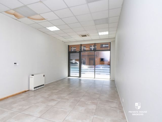 Nadwiślańska lokal handlowo- usługowy 51 mkw - Lokal użytkowy - Wynajem - Kraków, Podgórze