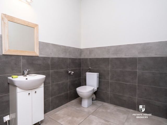 Nadwiślańska lokal handlowo- usługowy 51 mkw - Lokal użytkowy - Wynajem - Kraków, Podgórze