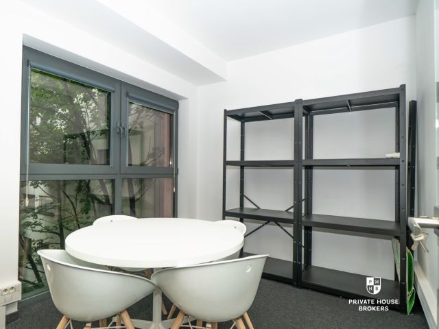 Office space for rent Plac na Grobach 58 sqm - Комерційне приміщення - Оренда - Kraków, Śródmieście / Stare Miasto