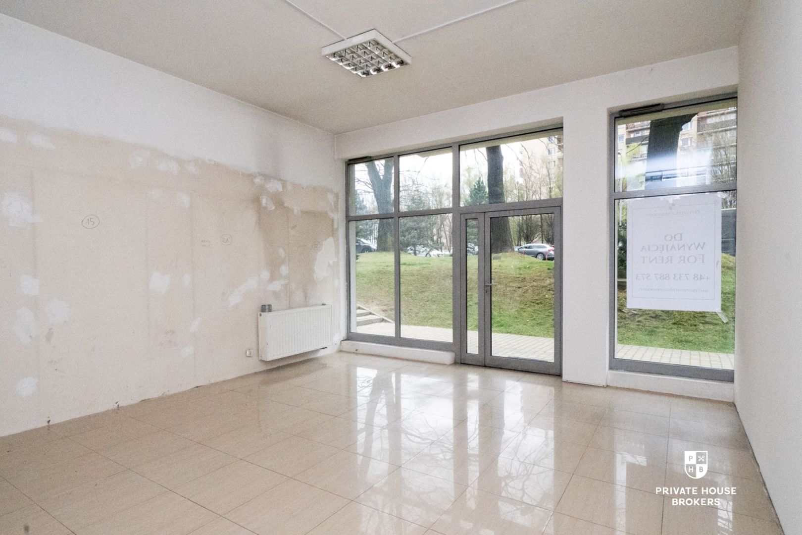 Commercial space for rent Walerego Sławka street 45 sqm - Commercial premises - Rent - Kraków, Podgórze / Bonarka