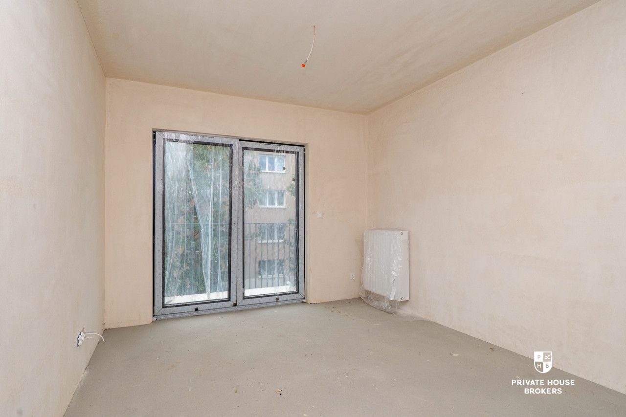 Commercial space for rent Wybickiego street 139 sqm - Commercial premises - Rent - Kraków, Krowodrza