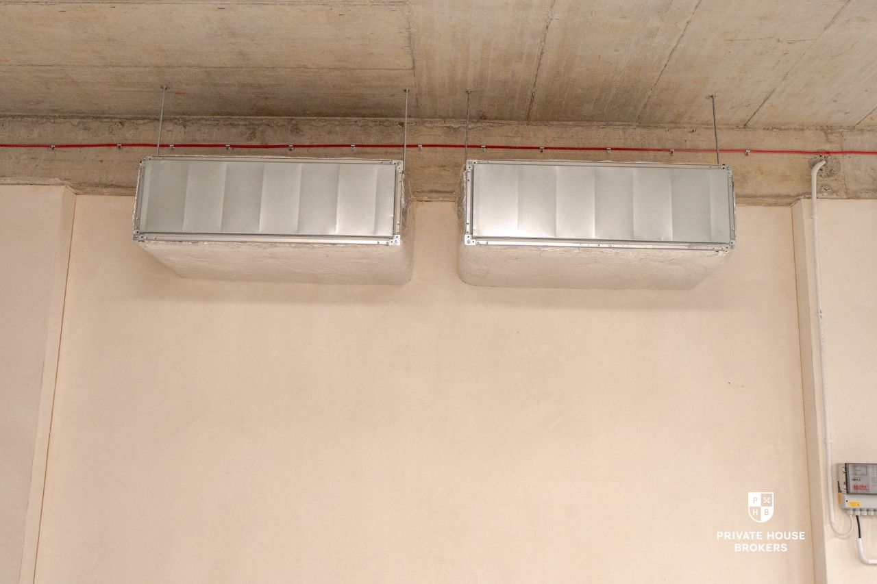 Commercial space Rydlówka strepet 300 sqm - Commercial premises - Rent - Kraków, Podgórze