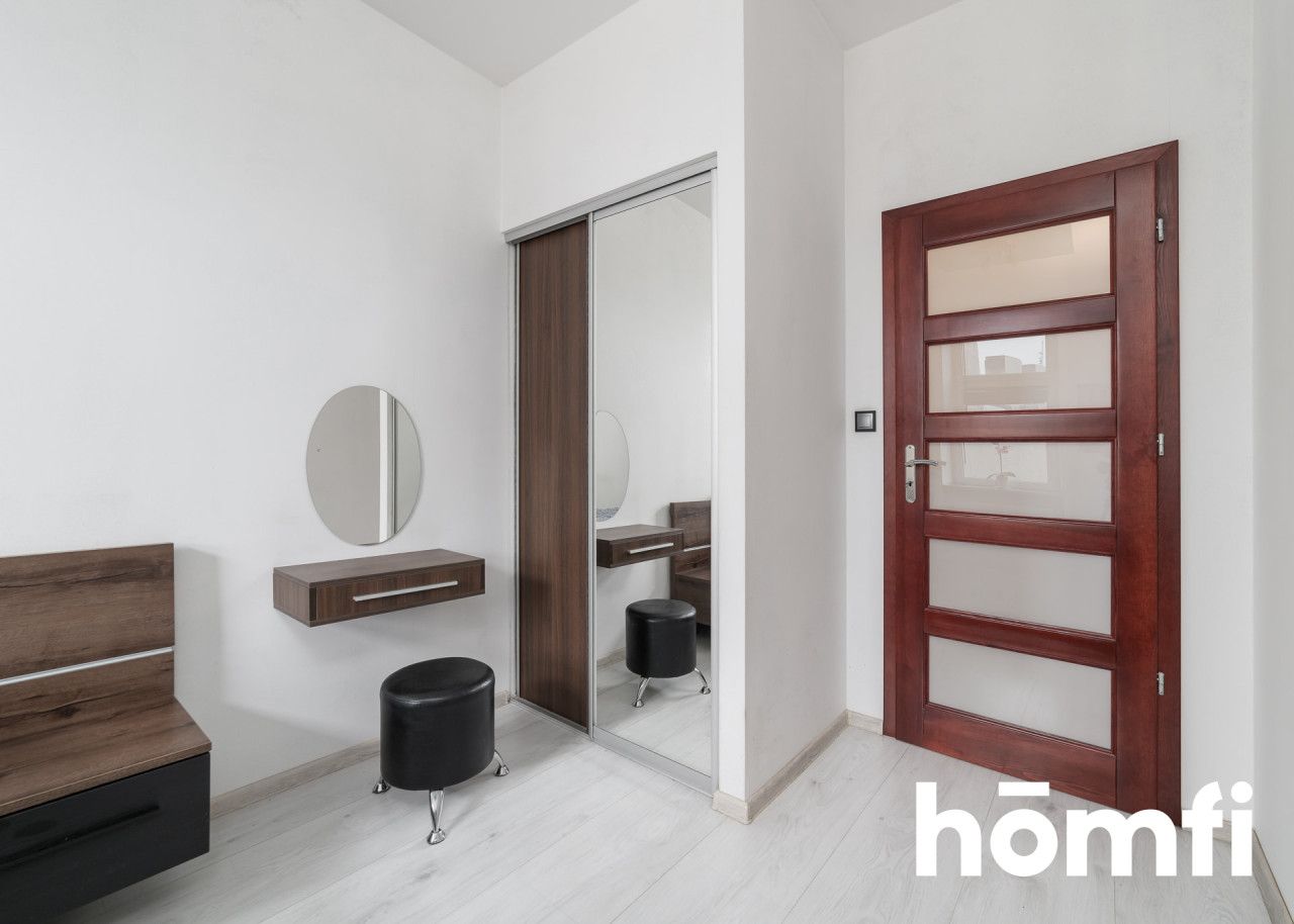 Pełen światła apartament w odrestaurowanej kamienicy - dwa balkony, piwnice, parking - Mieszkanie - Sprzedaż - Łódź, Polesie