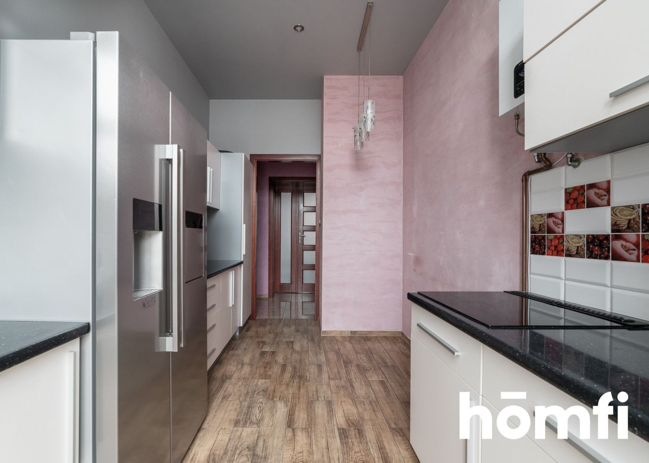 Pełen światła apartament w odrestaurowanej kamienicy - dwa balkony, piwnice, parking - Mieszkanie - Sprzedaż - Łódź, Polesie