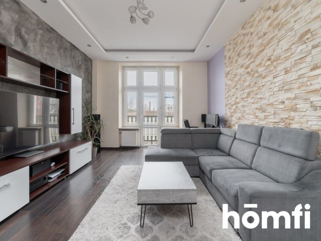 Unique apartment with city view in a fully renovated building – city center - Apartment - Sale - Łódź, Polesie