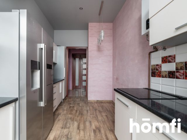 Pełen światła apartament w odrestaurowanej kamienicy - dwa balkony, piwnice, parking - Mieszkanie - Sprzedaż - Łódź, Polesie